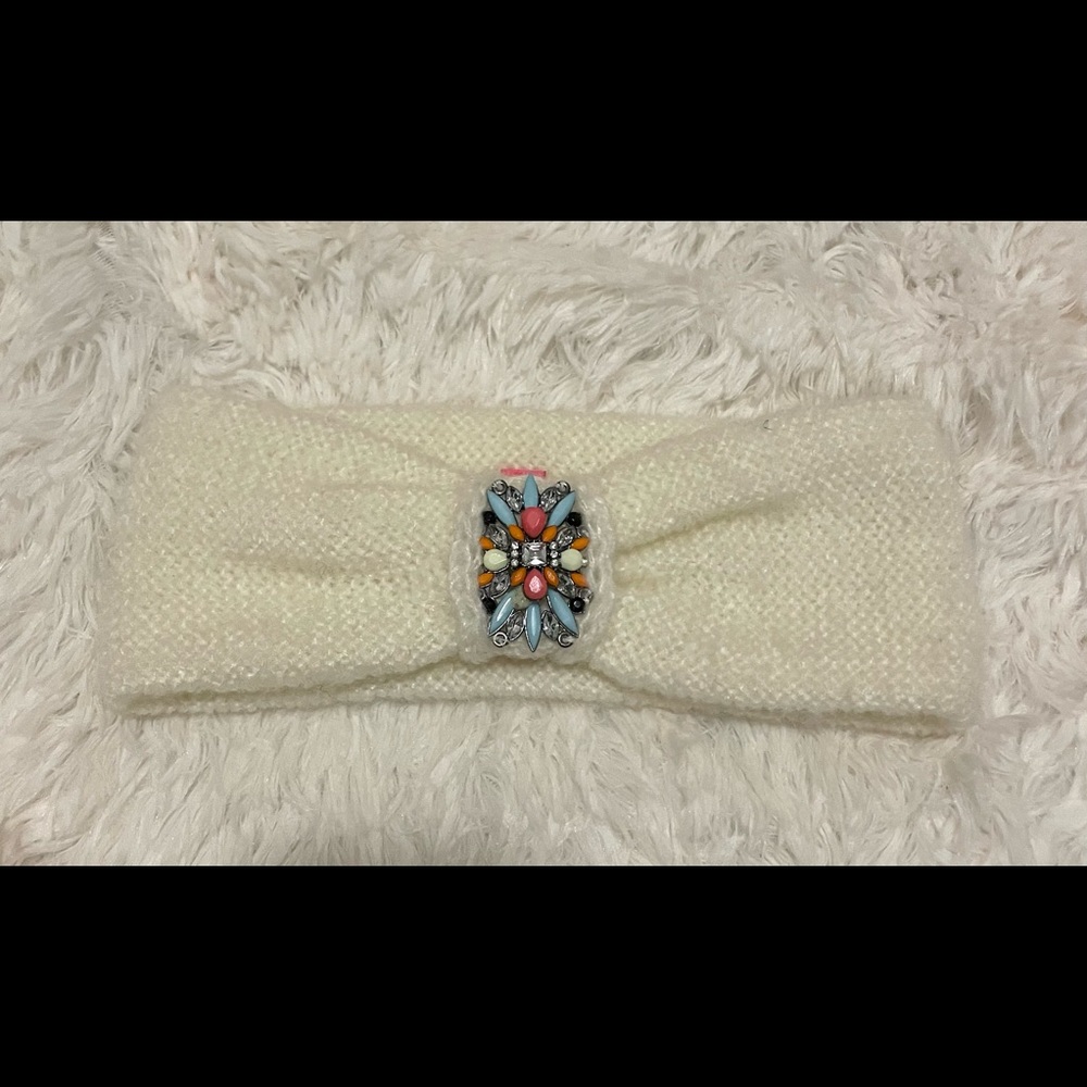 Betsey Johnson knit headband